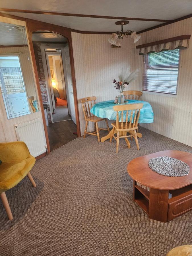 Mount Bolton Mobile Home Portlaw ภายนอก รูปภาพ