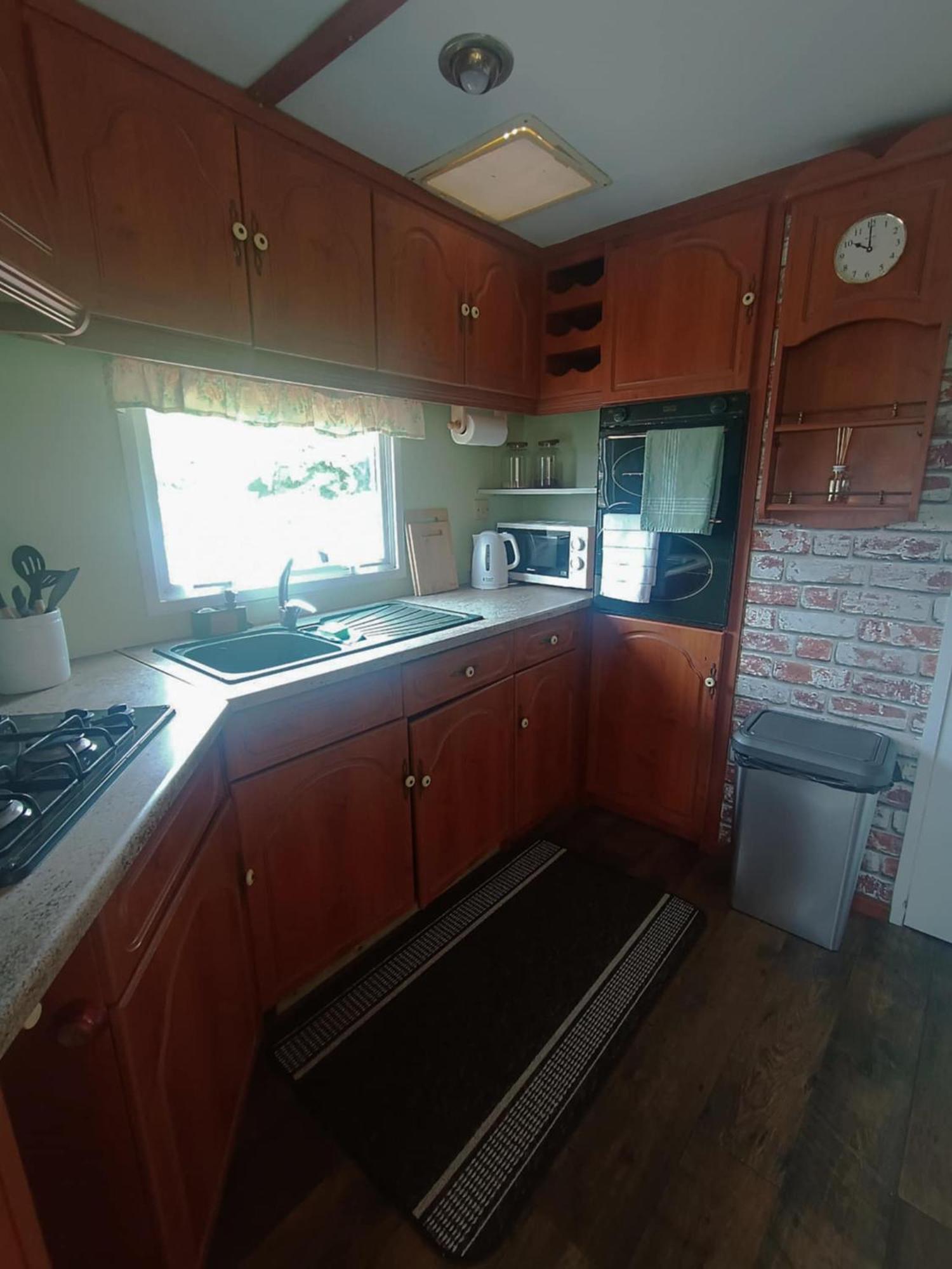 Mount Bolton Mobile Home Portlaw ภายนอก รูปภาพ